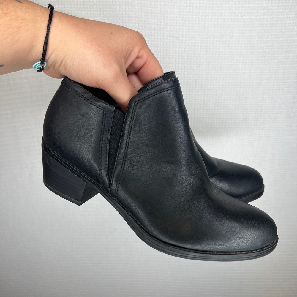Naturalizer Wonda2 Black Ankle Boots Womens 7W Block Heel Side Zip Booties